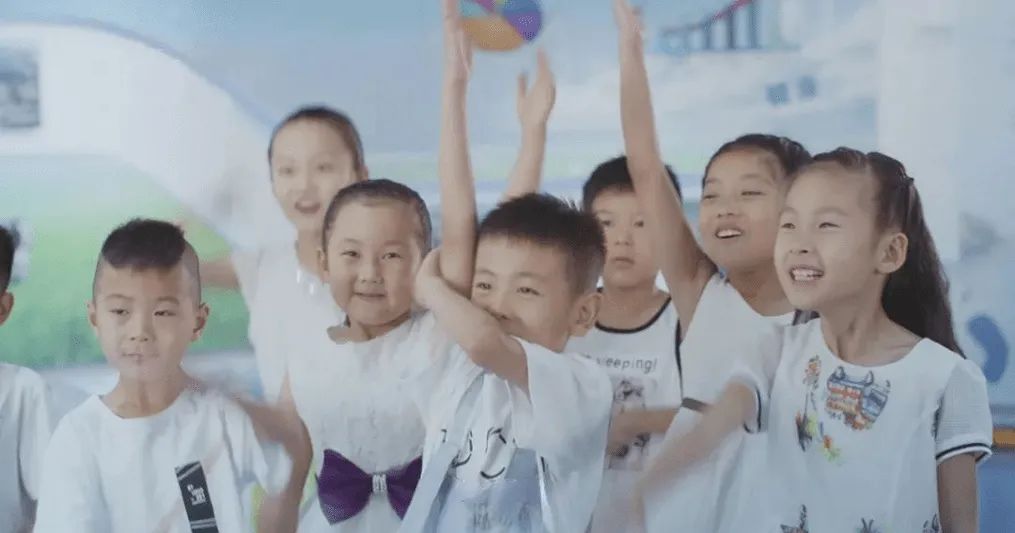 花花牛丨每天一杯奶，幸福健康喝出來(lái)?。?！