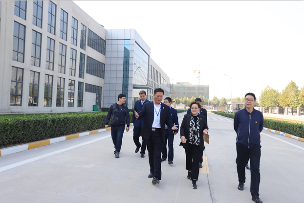 鄭州二七區(qū)委組織部常務(wù)副部長(zhǎng)王波一行 蒞臨我公司考察指導(dǎo)黨建工作 鄭州二七區(qū)委組織部常務(wù)副部長(zhǎng)王波一行 蒞臨我公司考察指導(dǎo)黨建工作