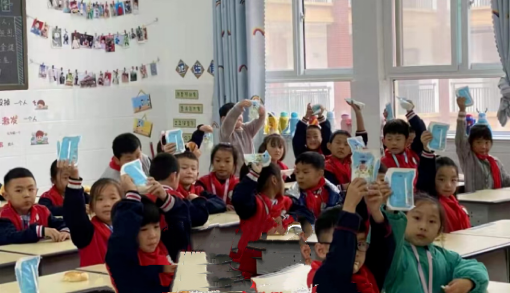 未來可期 健康護(hù)航丨花花牛乳業(yè)集團(tuán)取得學(xué)生飲用奶常、低溫發(fā)酵乳生產(chǎn)資質(zhì)