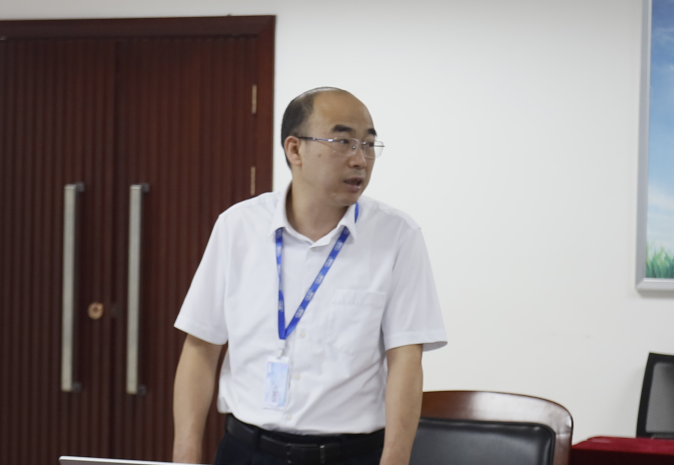 繼往開來 · 再創(chuàng)輝煌 | 花花牛乳業(yè)集團召開9月營銷、養(yǎng)殖及飼料月度經(jīng)營工作會議