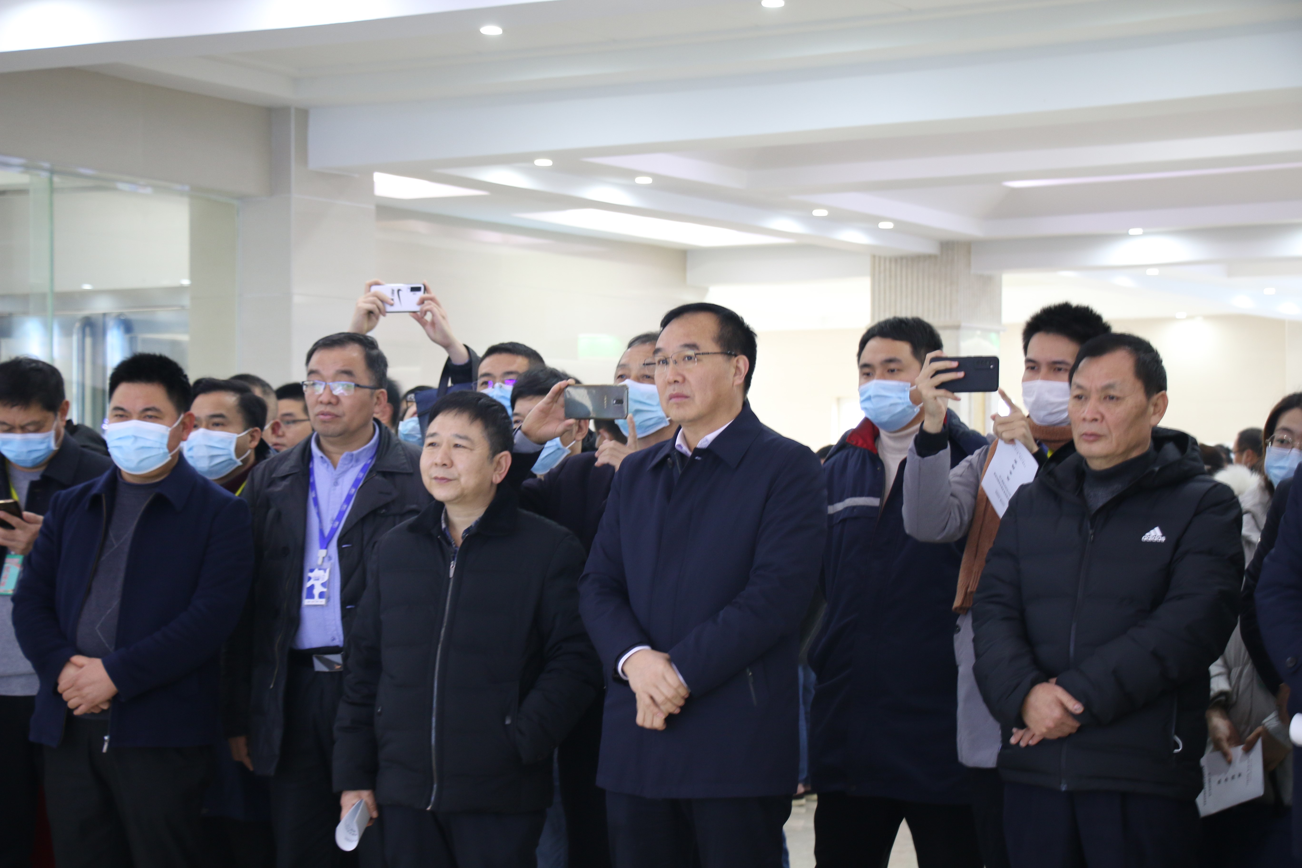 花花牛 | 農(nóng)業(yè)農(nóng)村部農(nóng)業(yè)綠色發(fā)展考察團蒞臨花花牛魯山瑞亞參觀調(diào)研