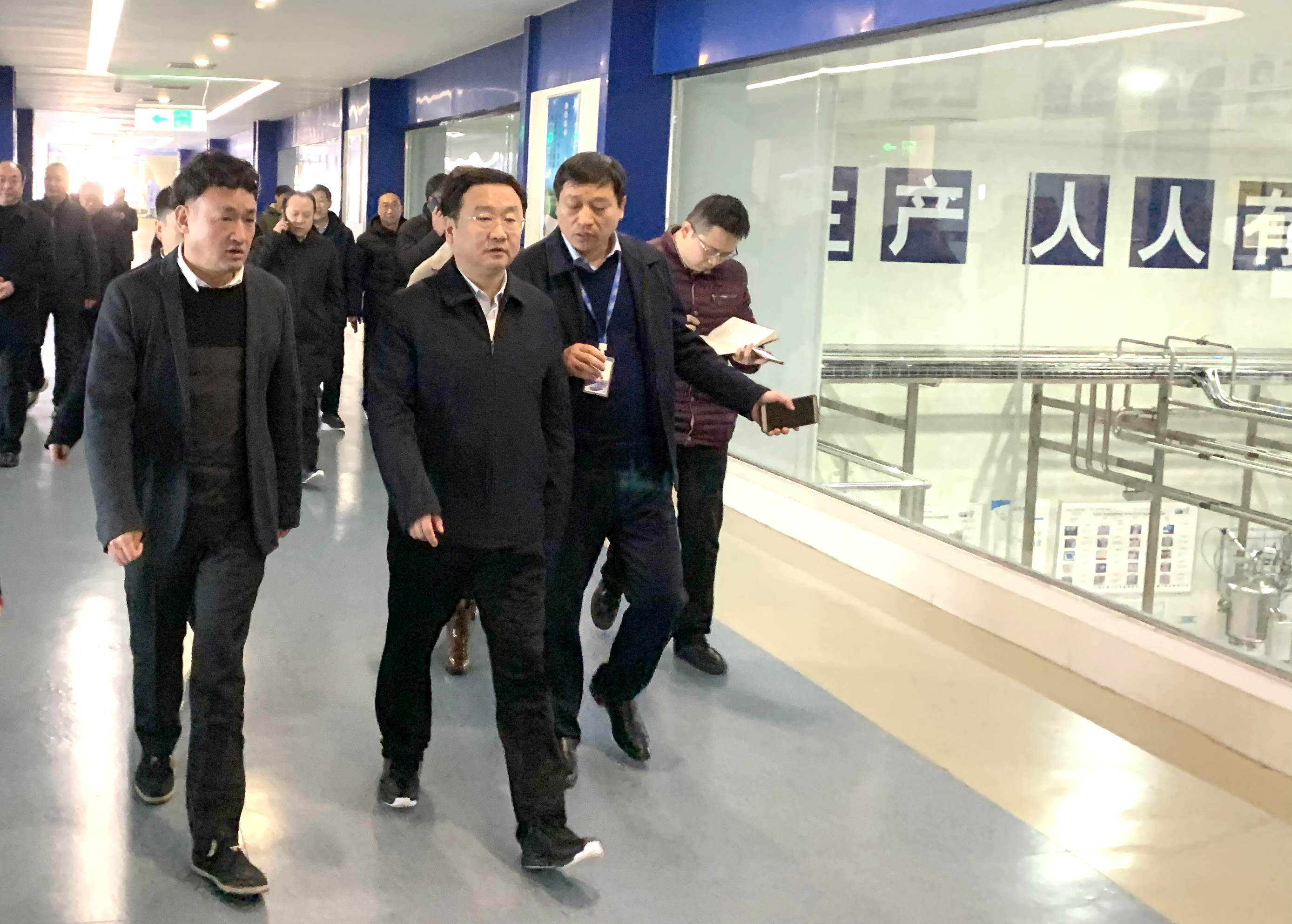 鄭州市委副書記、市長(zhǎng)王新偉蒞臨花花牛乳業(yè)集團(tuán)調(diào)研