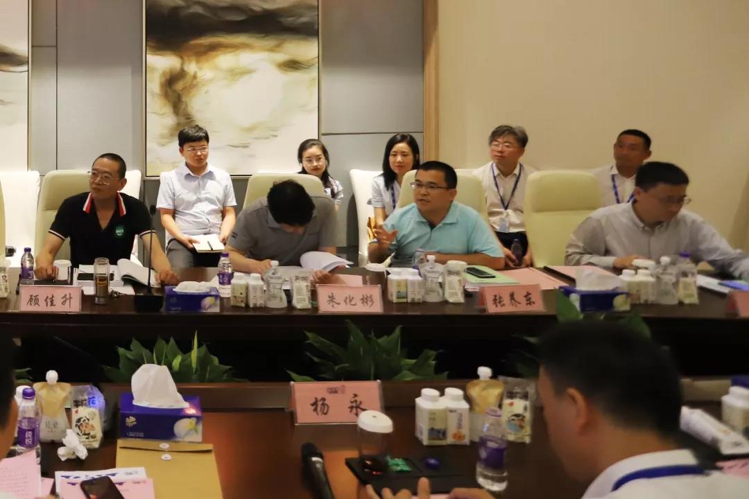 河南首家！花花牛乳業(yè)集團(tuán)通過優(yōu)質(zhì)乳工程驗(yàn)收