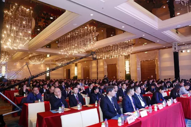 年度盛典|【凝心聚力 共贏未來(lái)】花花牛2017年客戶大會(huì)紀(jì)實(shí)