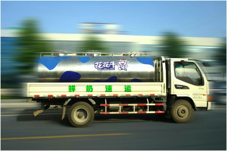 走進(jìn)工廠(chǎng)