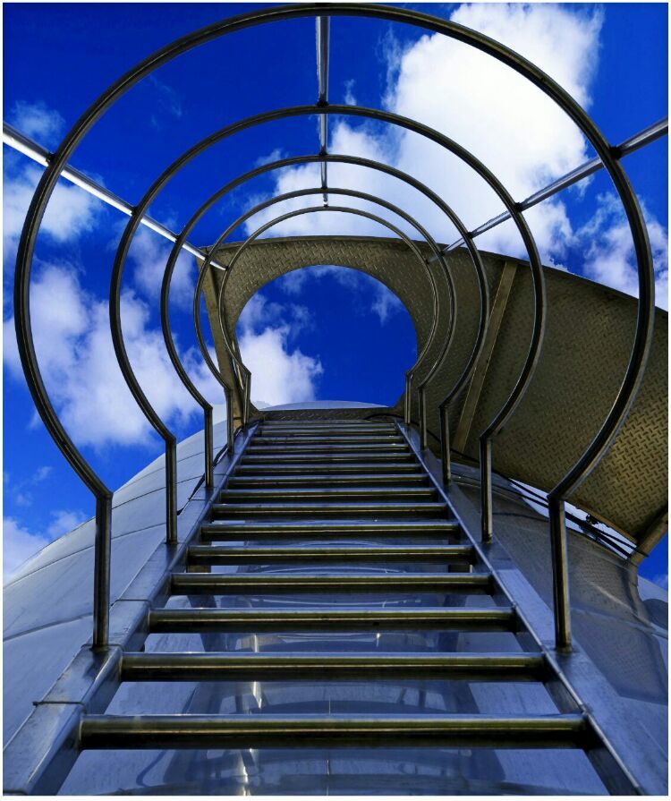 走進(jìn)工廠(chǎng)