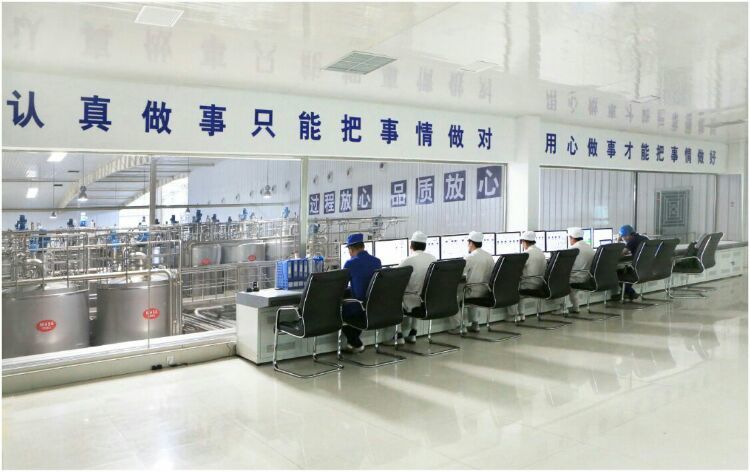 走進(jìn)工廠(chǎng)