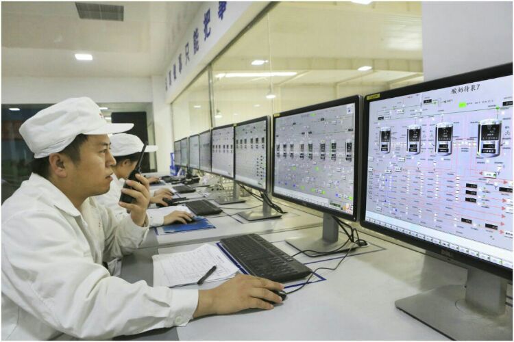 走進(jìn)工廠(chǎng)