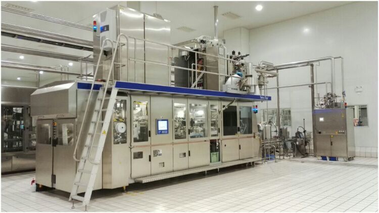 走進(jìn)工廠(chǎng)