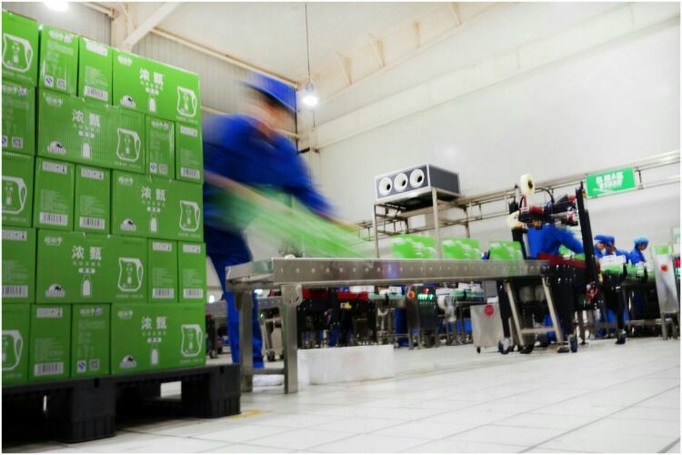 走進(jìn)工廠(chǎng)