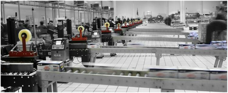 走進(jìn)工廠(chǎng)