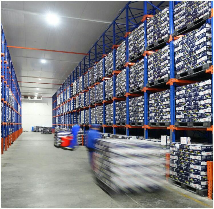 走進(jìn)工廠(chǎng)