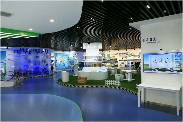 走進(jìn)工廠(chǎng)