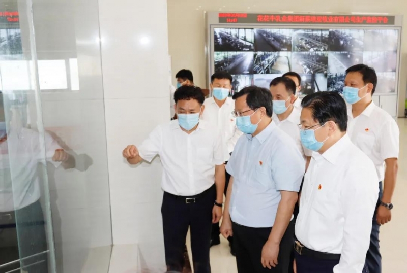 快訊 | 河南省委常委、省紀(jì)委書記、省監(jiān)委主任任正曉蒞臨花花牛乳業(yè)集團(tuán)新蔡瑞亞牧場(chǎng)調(diào)研